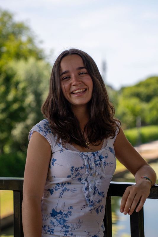 HumanITEEM — portrait posé d'un membre de l'association